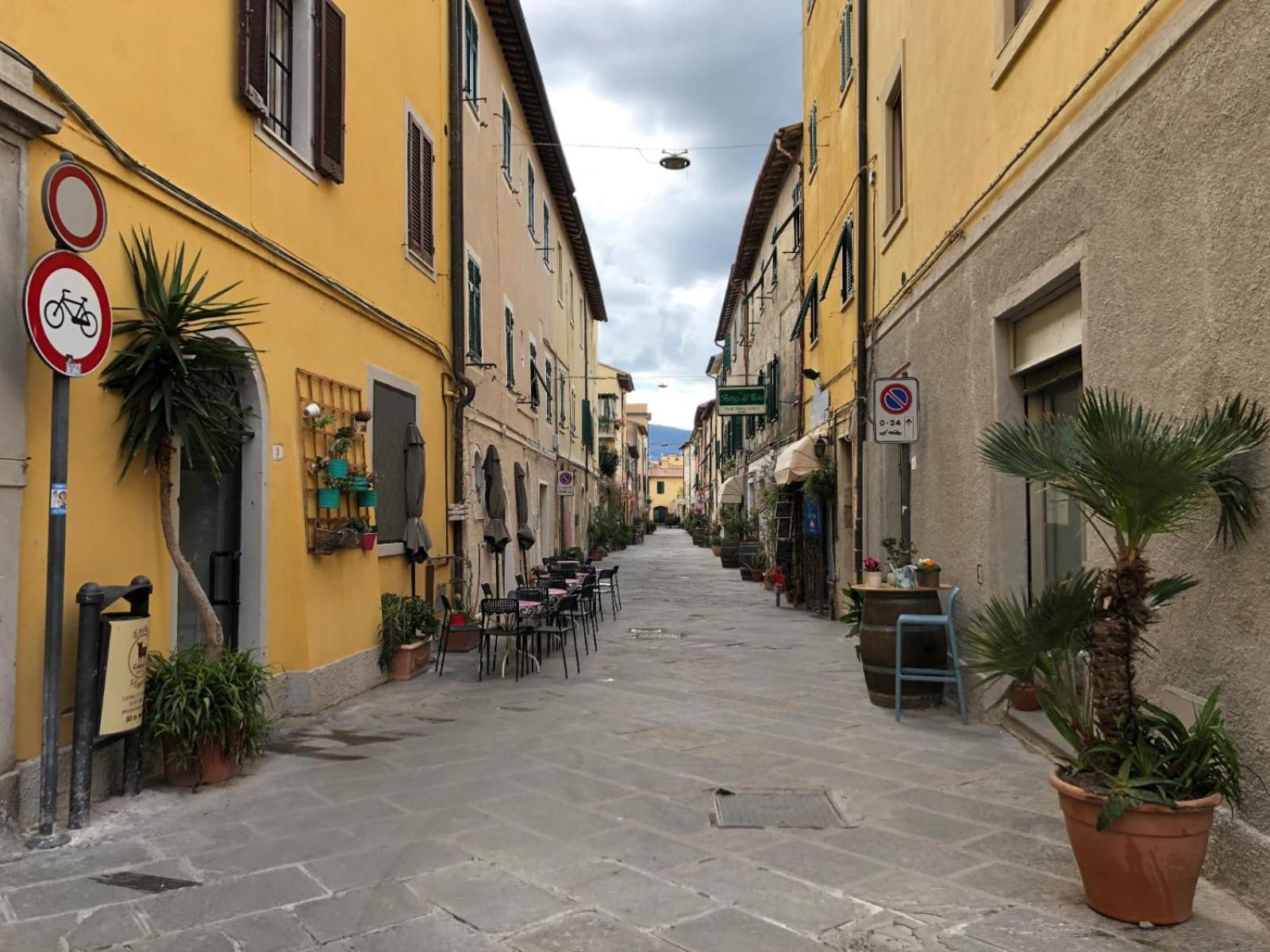 Apartamento Orbetello Centro - Tramonto Di Ponente Casa Indipendente Exterior foto